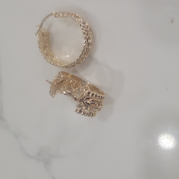 Ross Simon Sterling Silver Gold Plated Textured Statement Earrings - Picture 3 of 6